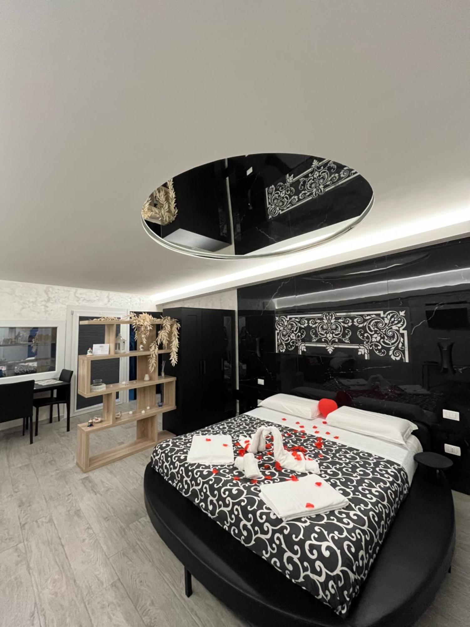Vista Mare Apartments Giardini Naxos Eksteriør billede