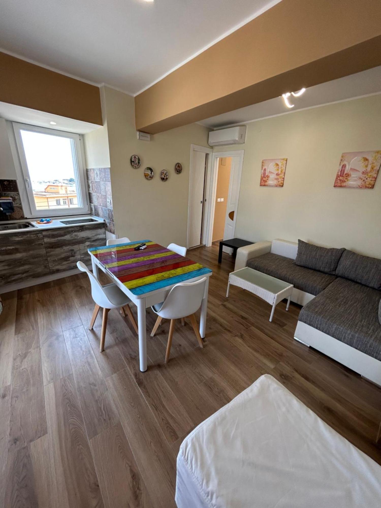 Vista Mare Apartments Giardini Naxos Eksteriør billede