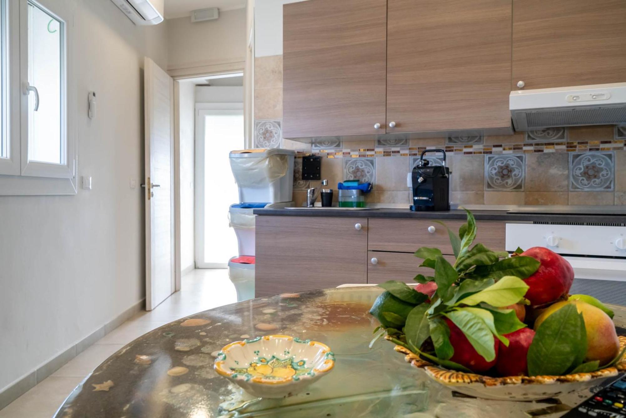 Vista Mare Apartments Giardini Naxos Eksteriør billede